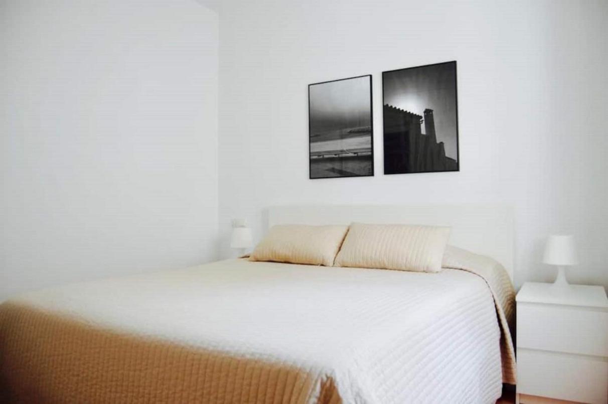 Fantastic 1 Bedroom Apartment In The Centre Of نيرخا المظهر الخارجي الصورة